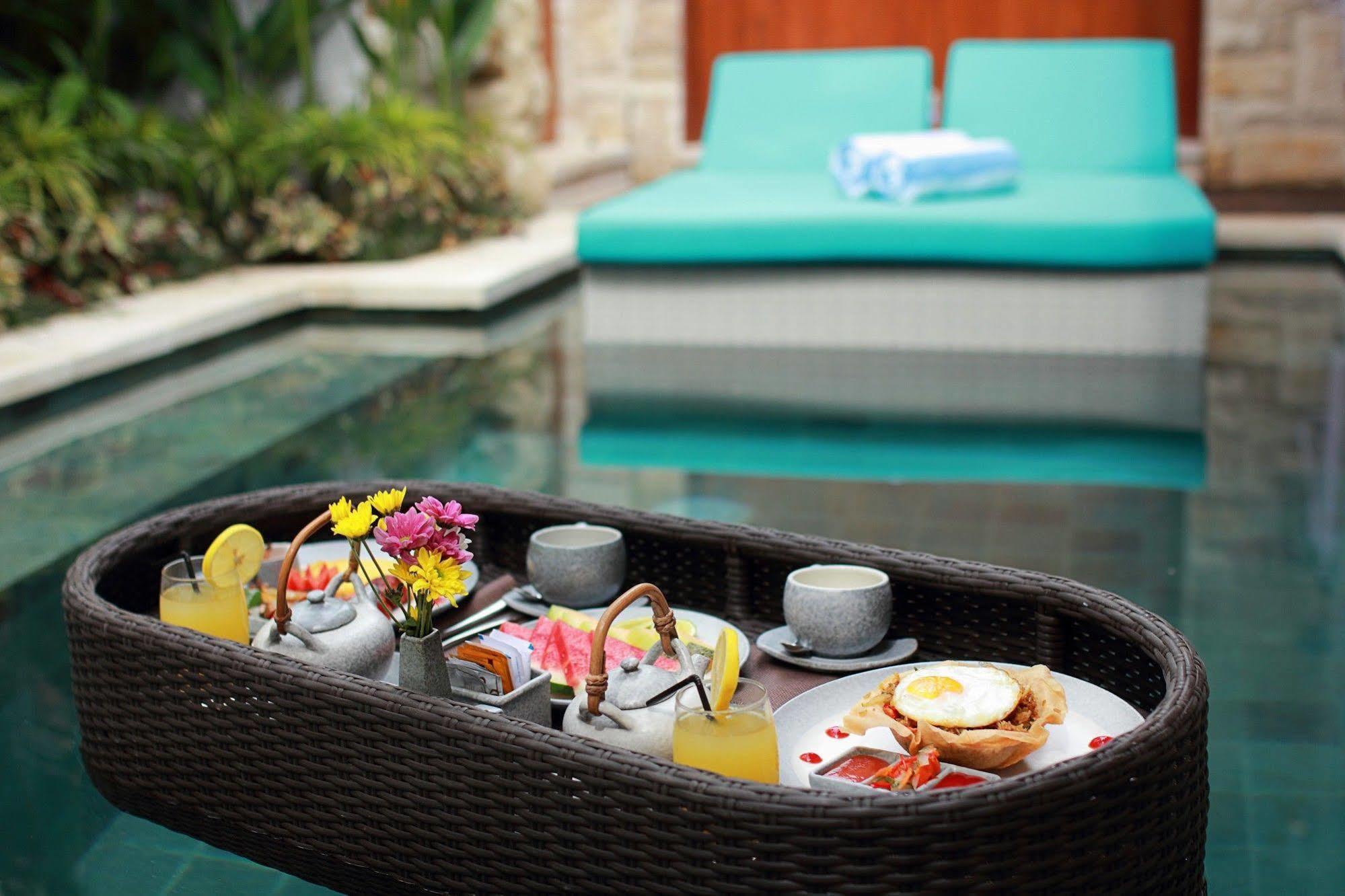 Aksari Villa Seminyak Exterior foto